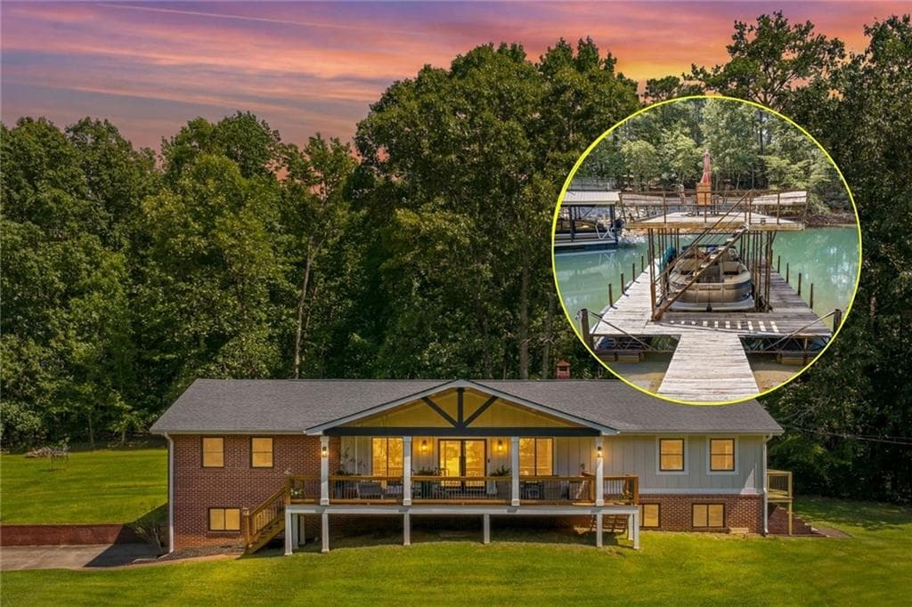3 bedroom, 3 bathroom, 2,263 sq ft single family residence for sale at 6470 Samoa Way, Flowery Branch, GA 30542