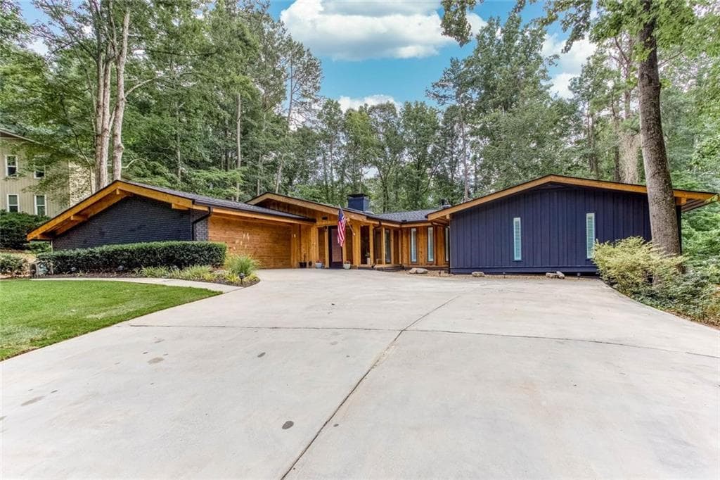 4 bedroom, 4 bathroom, 3,575 sq ft single family residence sold at 3065 Brookview Drive, Marietta, GA 30068