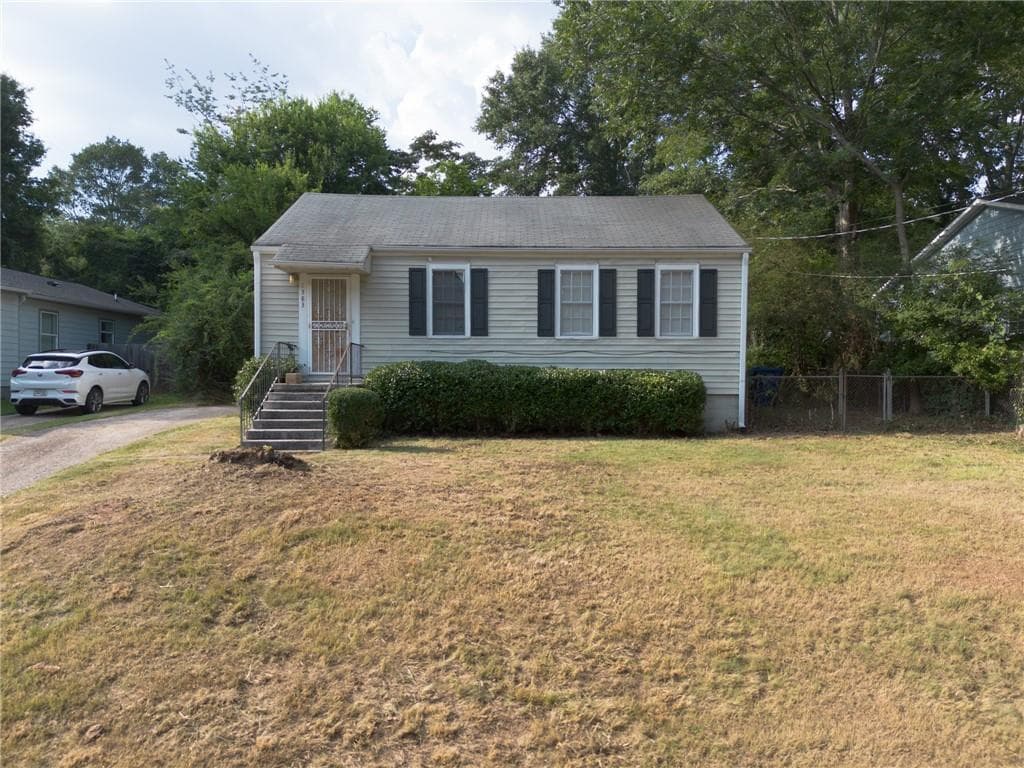3 bedroom, 2 bathroom, 1,203 sq ft single family residence under contract at 1383 Almont Drive, Atlanta, GA 30310