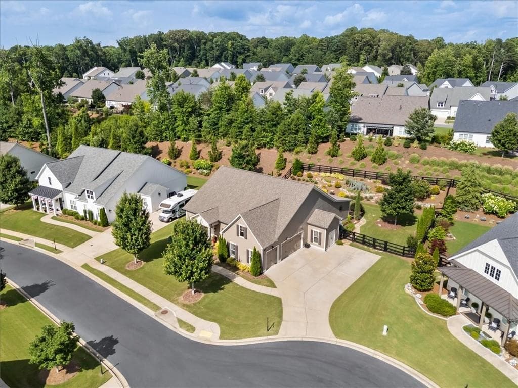 3 bedroom, 4 bathroom, 3,194 sq ft single family residence sold at 315 Pinehurst Circle, Alpharetta, GA 30004