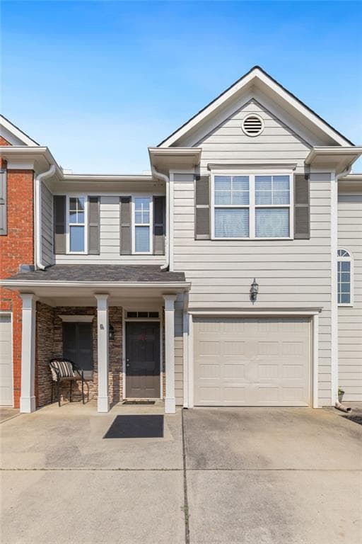 3 bedroom, 3 bathroom, 2,006 sq ft townhouse sold at 22 N Oaks Circle, Cartersville, GA 30121