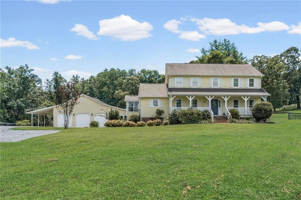 4 bedroom, 3 bathroom, 2,184 sq ft single family residence sold at 4634 Highland Circle, Gainesville, GA 30506