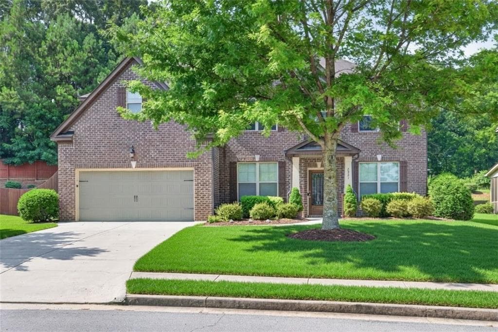 5 bedroom, 4 bathroom, 3,990 sq ft single family residence sold at 2921 Canyon Glen Way, Dacula, GA 30019