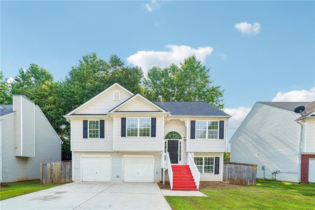 4 bedroom, 3 bathroom, 1,556 sq ft single family residence for sale at 6550 Snowbird Lane, Douglasville, GA 30134