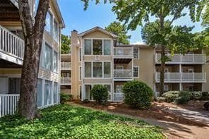 3 bedroom, 2 bathroom, 1,451 sq ft condominium for sale at 1206 Augusta Drive, Marietta, GA 30067