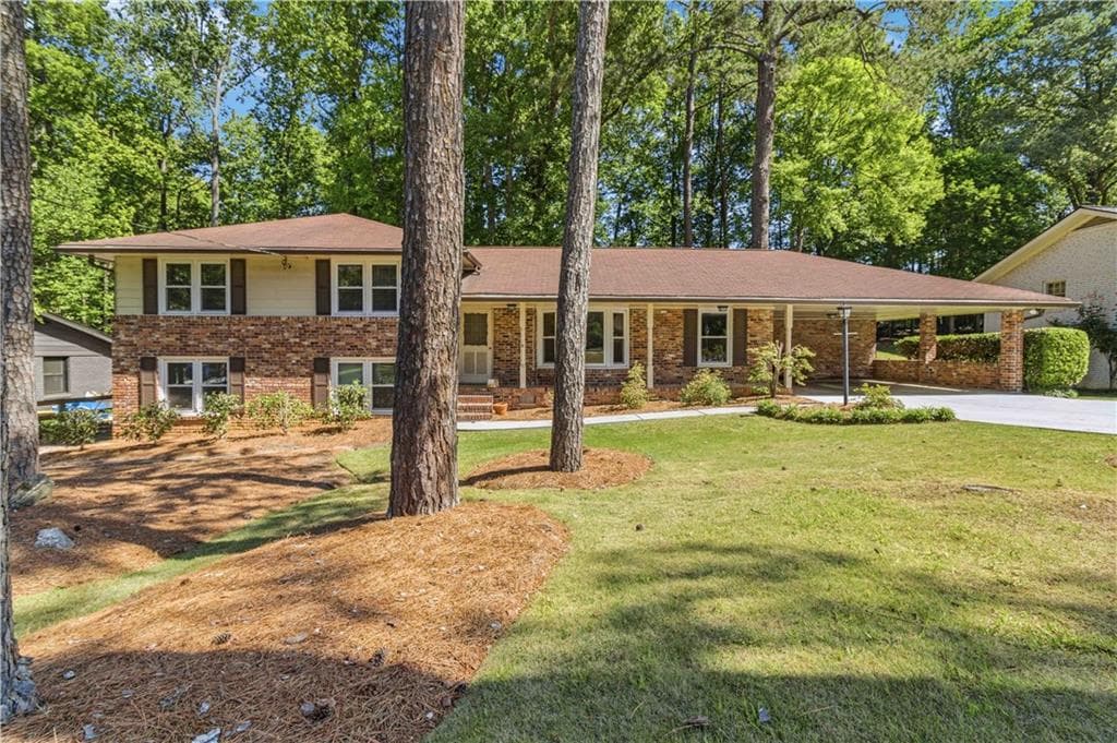 4 bedroom, 3 bathroom, 2,609 sq ft single family residence sold at 2738 Foster Ridge Road, Atlanta, GA 30345