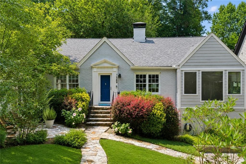 3 bedroom, 4 bathroom single family residence sold at 1269 University Drive, Atlanta, GA 30306