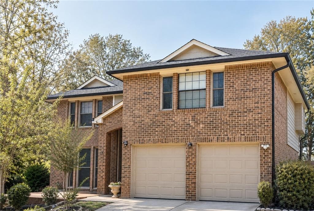 3 bedroom, 3 bathroom, 2,242 sq ft single family residence for sale at 6992 Ivy Pointe Row, Austell, GA 30168