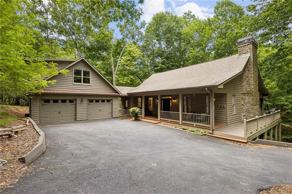 3 bedroom, 2 bathroom, 2,246 sq ft single family residence for sale at 208 Trout Lily Trail, Jasper, GA 30143