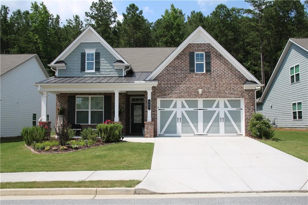 4 bedroom, 3 bathroom, 2,685 sq ft single family residence for sale at 560 Plainfield Street, Fayetteville, GA 30215