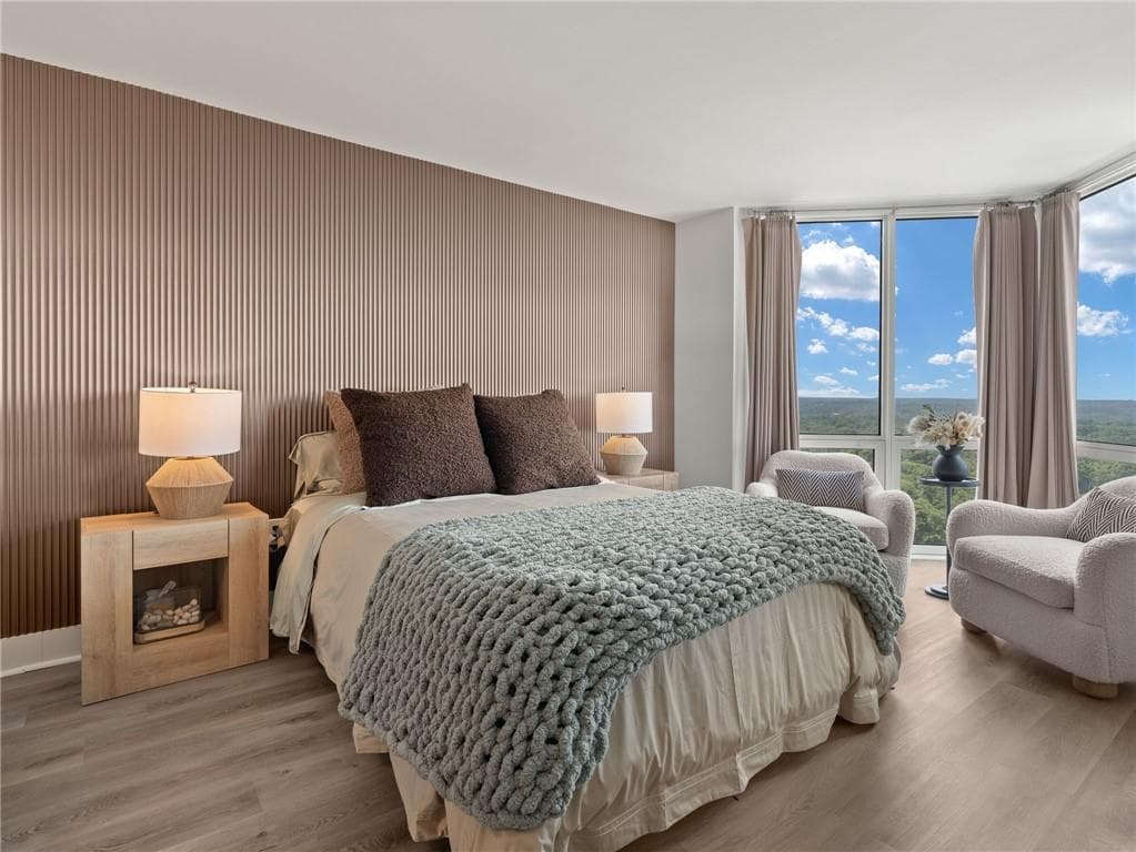 1 bedroom, 1 bathroom, 543 sq ft condominium for sale at 2870 Pharr Court South 2708, Atlanta, GA 30305