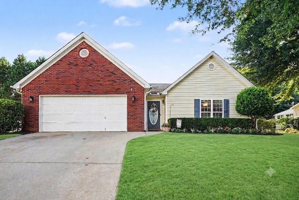 3 bedroom, 2 bathroom, 1,988 sq ft single family residence sold at 283 Natchez Circle, Winder, GA 30680