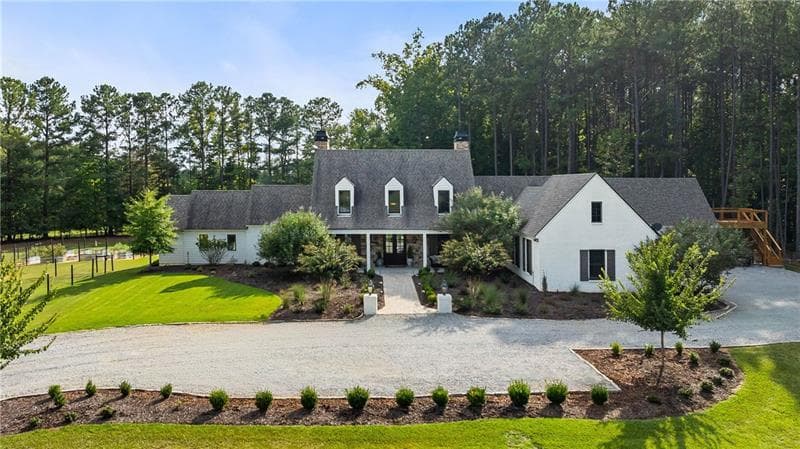 3 bedroom, 3 bathroom, 3,355 sq ft single family residence for sale at 7255 Old Rico Road, Chattahoochee Hills, GA 30268