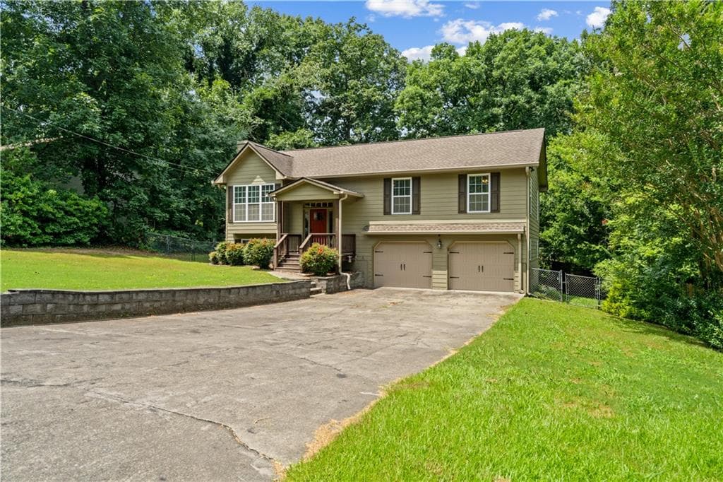 4 bedroom, 2 bathroom, 2,044 sq ft single family residence sold at 521 Cambridge Drive, Rocky Face, GA 30740