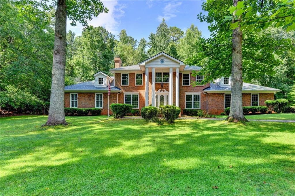 4 bedroom, 5 bathroom, 5,196 sq ft single family residence under contract at 385 Five Acre Road, Alpharetta, GA 30004