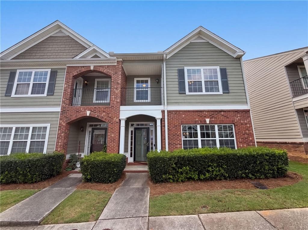 2 bedroom, 3 bathroom, 1,730 sq ft townhouse for sale at 7553 Rutgers Circle, Fairburn, GA 30213