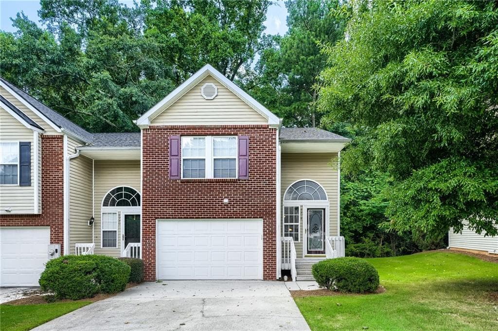 3 bedroom, 3 bathroom, 1,424 sq ft townhouse sold at 6218 Queen Meadow Drive, Mableton, GA 30126