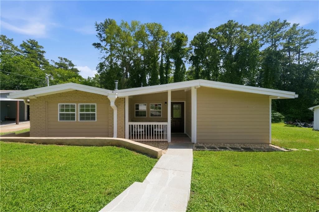2 bedroom, 2 bathroom, 1,466 sq ft single family residence sold at 864 Chrysler Avenue, Smyrna, GA 30080