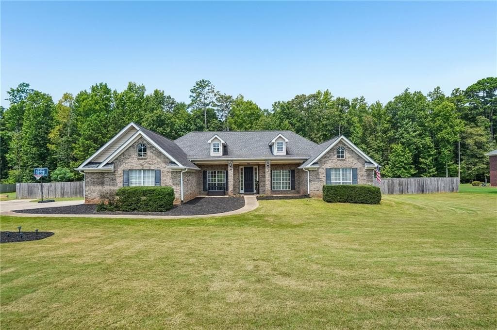 4 bedroom, 2 bathroom, 2,772 sq ft single family residence sold at 128 Andrea Lane, Mcdonough, GA 30253