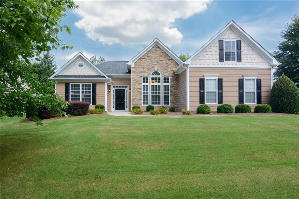4 bedroom, 2 bathroom, 2,389 sq ft single family residence sold at 130 Oak Haven Drive, Canton, GA 30115