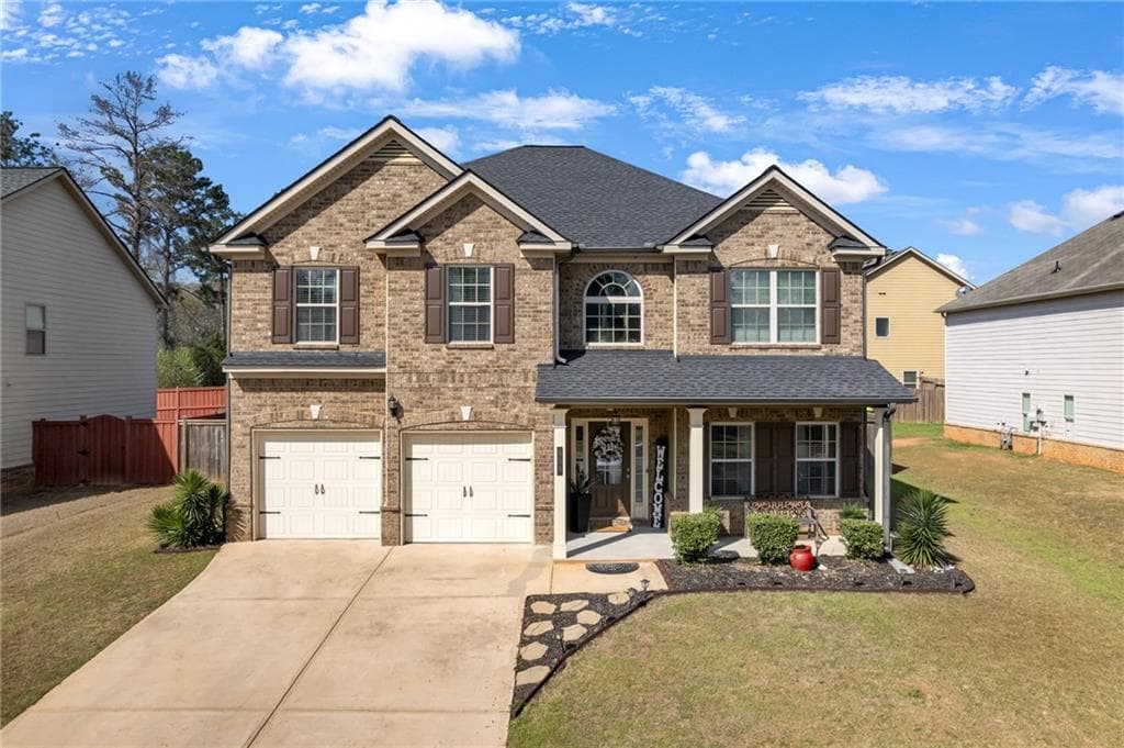 4 bedroom, 3 bathroom, 3,050 sq ft single family residence sold at 558 Hideaway Drive, Jonesboro, GA 30238