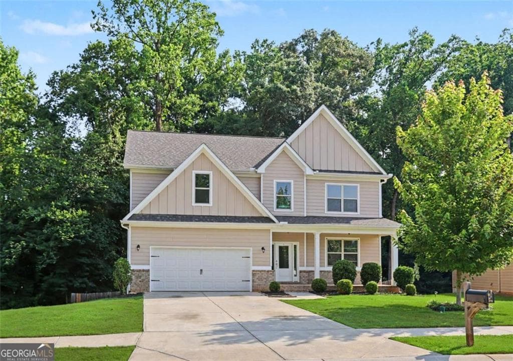 4 bedroom, 3 bathroom, 2,371 sq ft single family residence sold at 516 Brooks Village Drive, Pendergrass, GA 30567