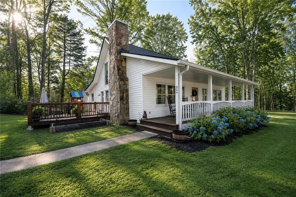 3 bedroom, 2 bathroom, 1,728 sq ft single family residence sold at 264 Wild Turkey Trail, Cleveland, GA 30528