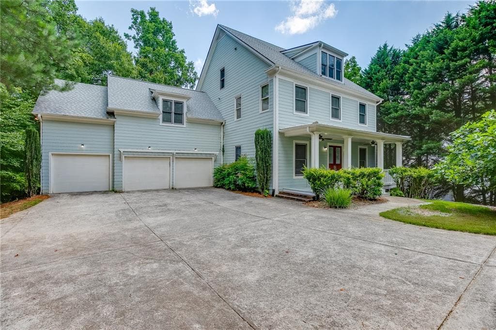 6 bedroom, 6 bathroom, 5,699 sq ft single family residence under contract at 3940 River Run Court, Cumming, GA 30041
