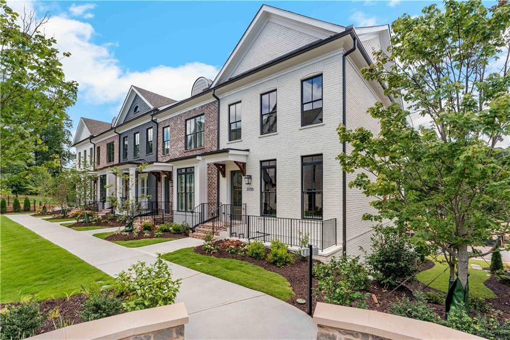 3 bedroom, 4 bathroom, 2,105 sq ft townhouse for sale at 3155 Paley Drive, Alpharetta, GA 30009