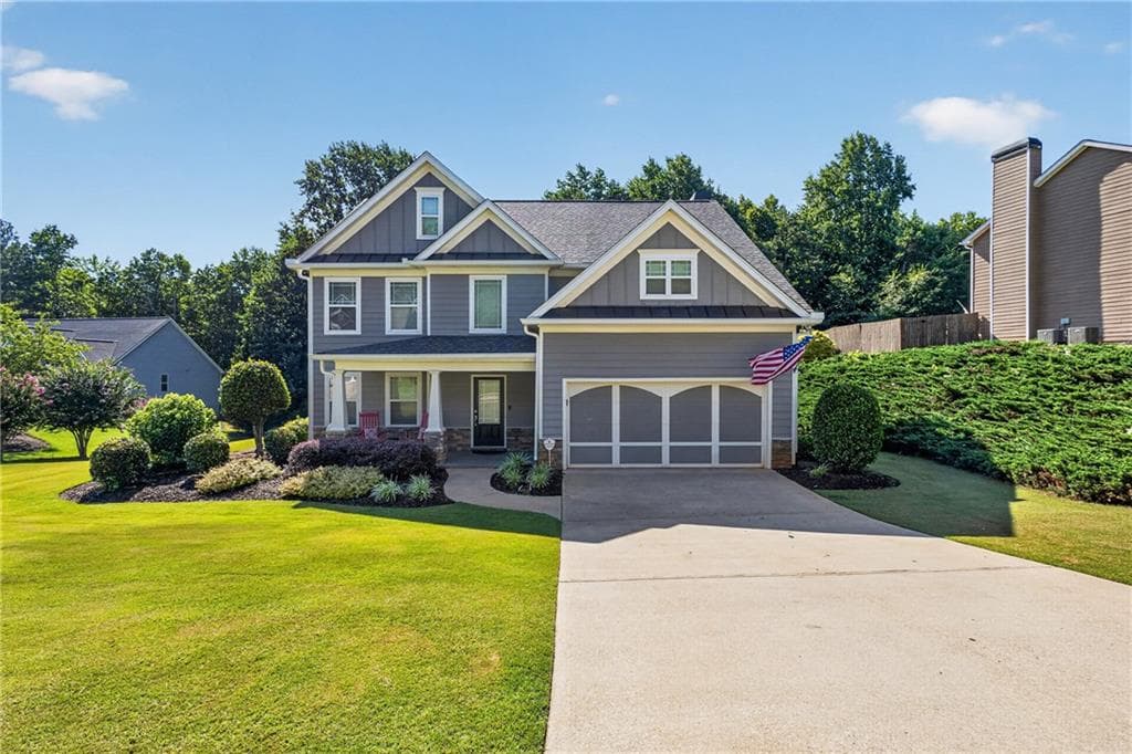 4 bedroom, 3 bathroom, 2,612 sq ft single family residence under contract at 5417 Woodstream Court, Gainesville, GA 30507