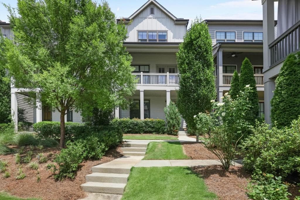 3 bedroom, 4 bathroom, 1,990 sq ft single family residence sold at 4383 Gillon Circle, Atlanta, GA 30339