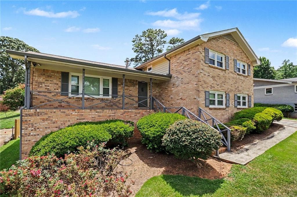 4 bedroom, 3 bathroom, 2,024 sq ft single family residence sold at 3419 Columbia Court, Decatur, GA 30032
