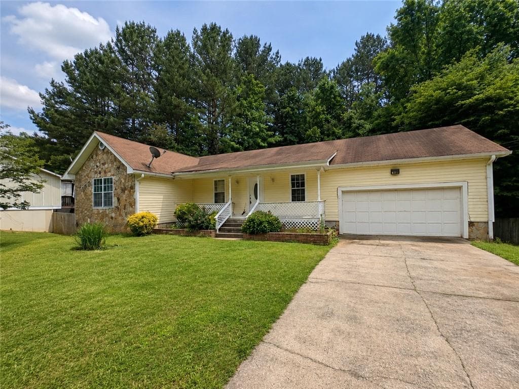 4 bedroom, 3 bathroom, 2,081 sq ft single family residence for sale at 1254 Brett Court, Riverdale, GA 30296