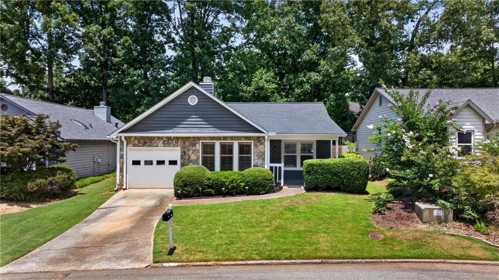 2 bedroom, 2 bathroom, 1,370 sq ft single family residence sold at 1125 Capital Club Circle, Atlanta, GA 30319