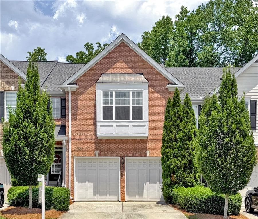3 bedroom, 4 bathroom, 2,890 sq ft townhouse sold at 2502 Gadsen Walk, Duluth, GA 30097