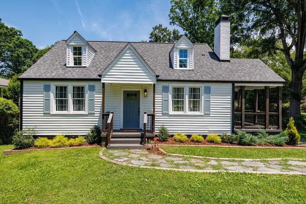 3 bedroom, 2 bathroom, 1,549 sq ft single family residence sold at 1094 Berne Street, Atlanta, GA 30316