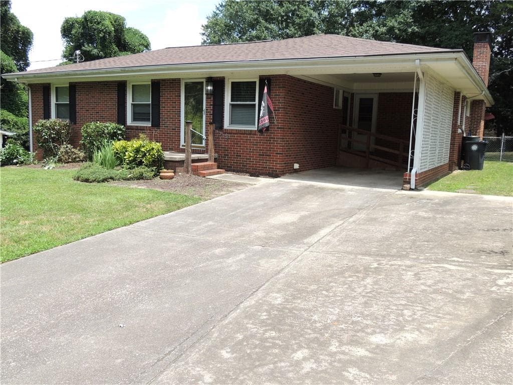 1144 Piedmont Place, Gainesville, GA 30501 — most recent listing photo
