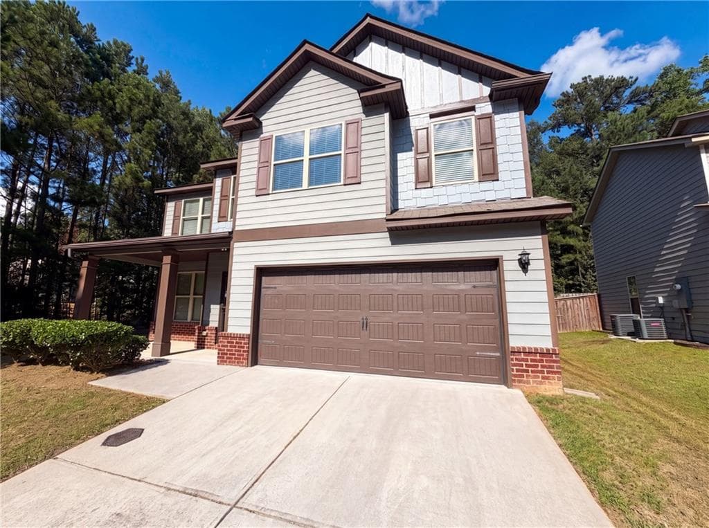 4 bedroom, 3 bathroom, 2,875 sq ft single family residence sold at 2471 Quincy Loop, Fairburn, GA 30213