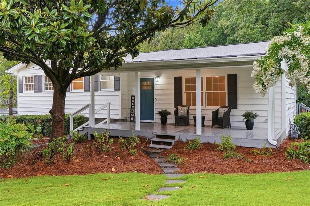 3 bedroom, 2 bathroom, 1,968 sq ft single family residence sold at 1784 W Elmwood Dr, Acworth, GA 30102