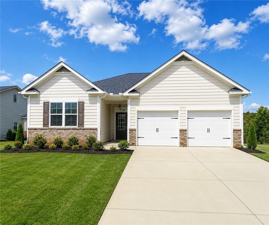 3 bedroom, 3 bathroom, 1,683 sq ft single family residence for sale at 139 Swallowtail Lane, Homer, GA 30547