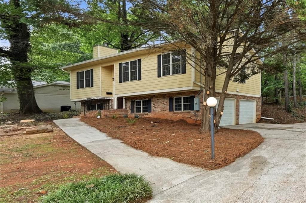 4 bedroom, 3 bathroom single family residence sold at 4268 Wellington Hills Lane, Snellville, GA 30039