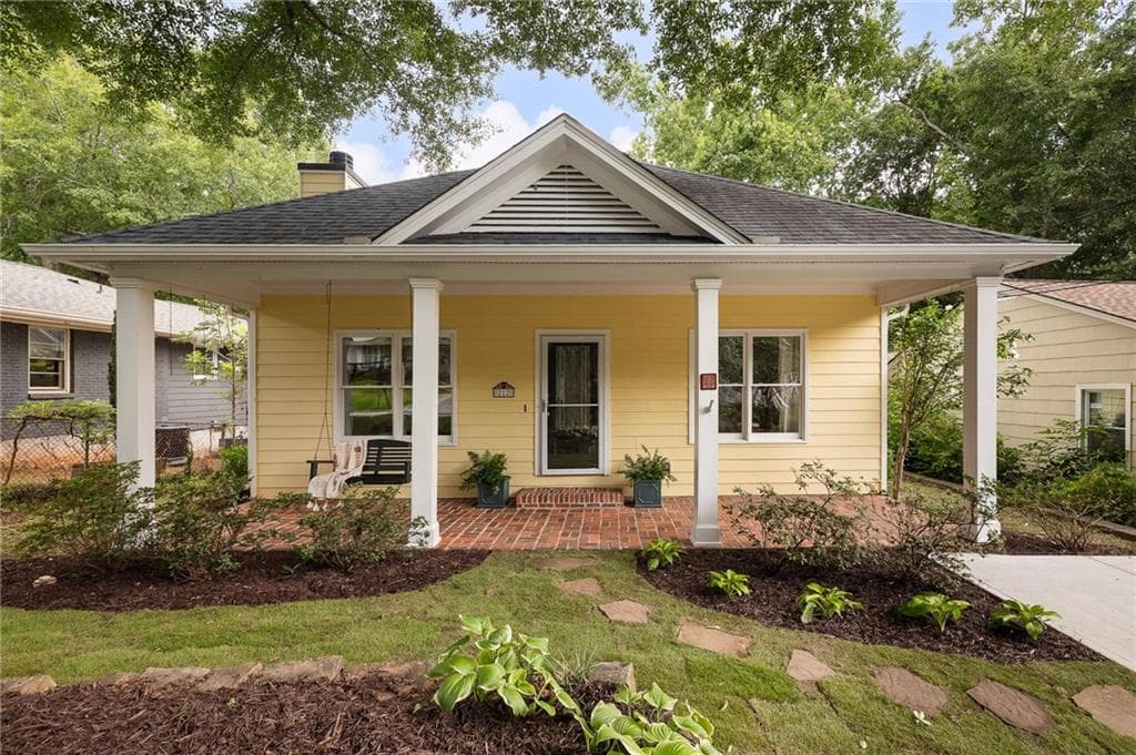 4 bedroom, 3 bathroom, 1,944 sq ft single family residence sold at 212 Ridgeland Avenue, Decatur, GA 30030