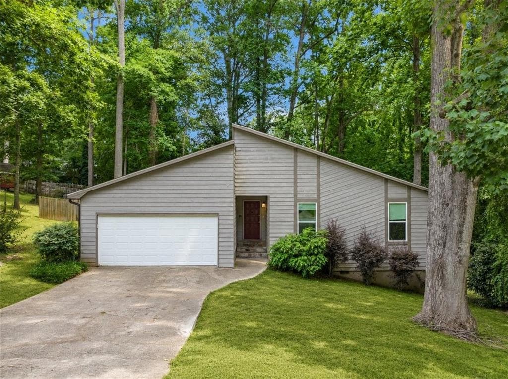 4 bedroom, 2 bathroom, 1,653 sq ft single family residence for sale at 5065 Carole Place, Stone Mountain, GA 30087
