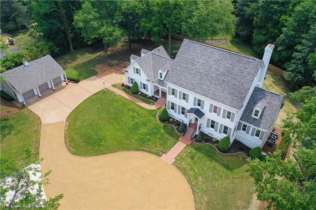 7 bedroom, 6 bathroom, 6,848 sq ft single family residence sold at 1811 Murdock Road, Marietta, GA 30062