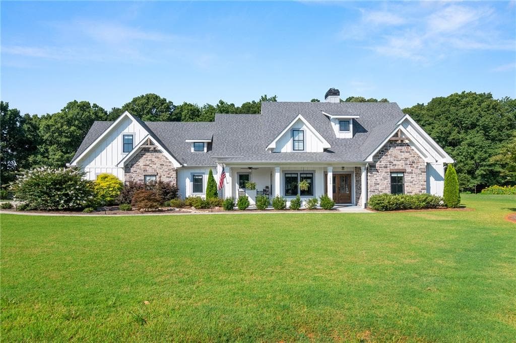3 bedroom, 4 bathroom, 2,892 sq ft single family residence under contract at 1490 Durden Road, Rutledge, GA 30663