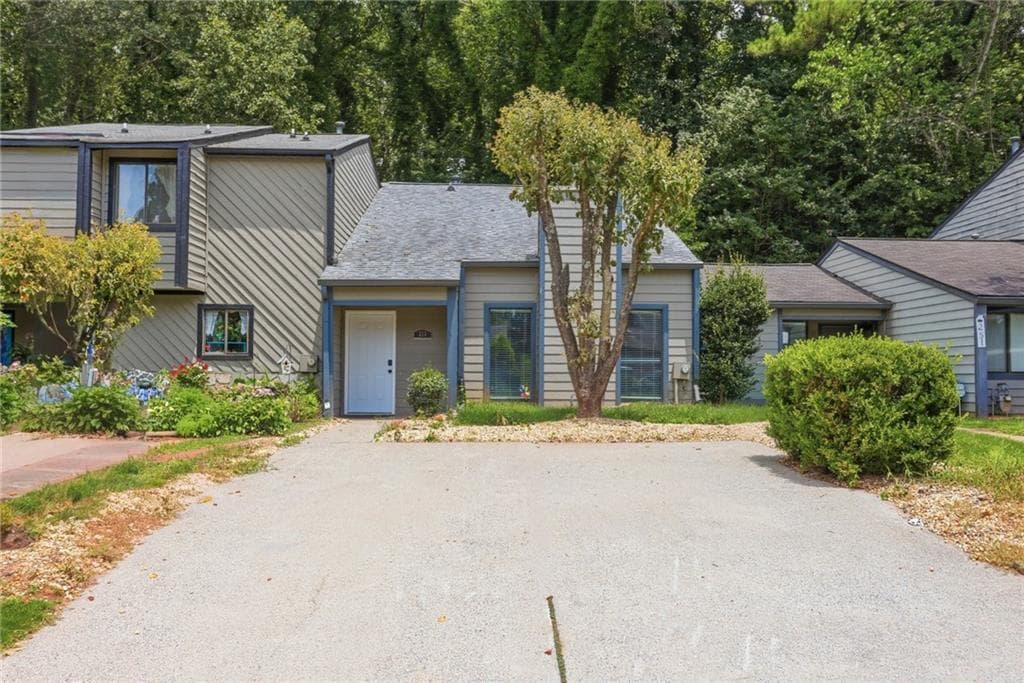 2 bedroom, 2 bathroom, 1,298 sq ft townhouse sold at 253 Toweridge Drive, Marietta, GA 30064