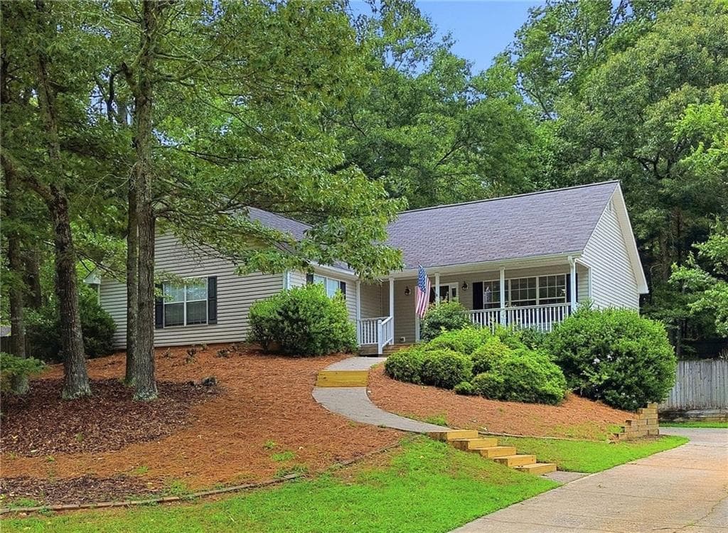 3 bedroom, 2 bathroom, 1,734 sq ft single family residence for sale at 5295 Harris Creek Drive, Cumming, GA 30040