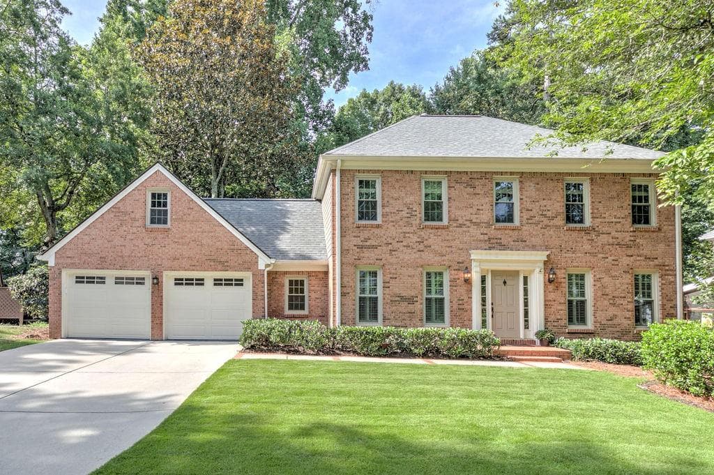 4 bedroom, 3 bathroom, 2,297 sq ft single family residence sold at 420 Sassafras Lane, Roswell, GA 30076