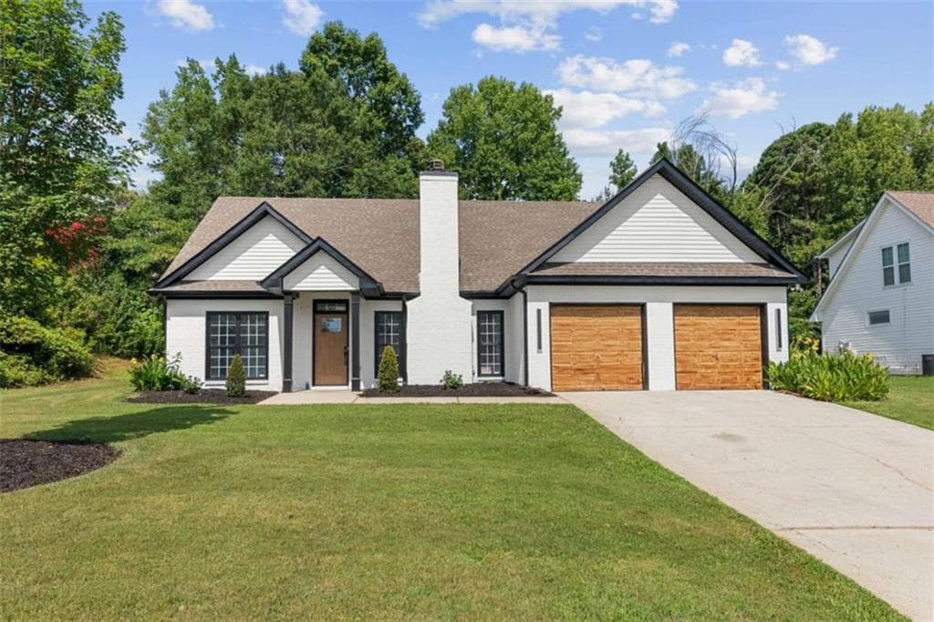 3 bedroom, 2 bathroom, 1,440 sq ft single family residence sold at 11203 Knotty Pine, Hampton, GA 30238