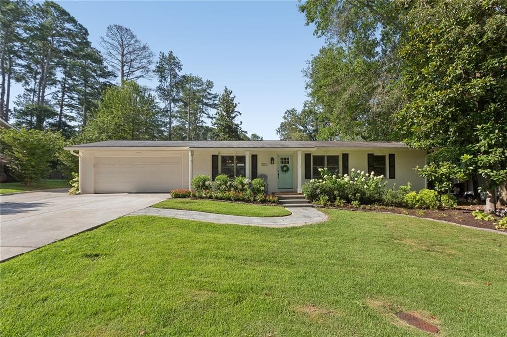 3 bedroom, 2 bathroom, 1,222 sq ft single family residence sold at 2558 Sunny Lane, Marietta, GA 30067